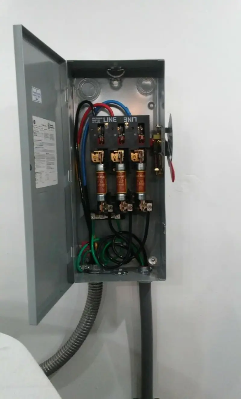 Three-phase disconnect switch installed for Electrical Wiring & Rewiring in Stone Mountain